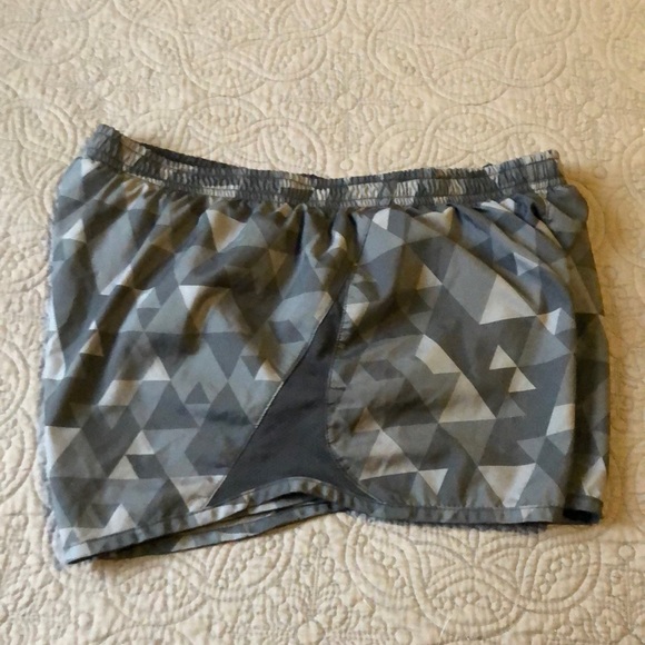 🔥SOLD🔥Nike Running Shorts - Picture 4 of 4